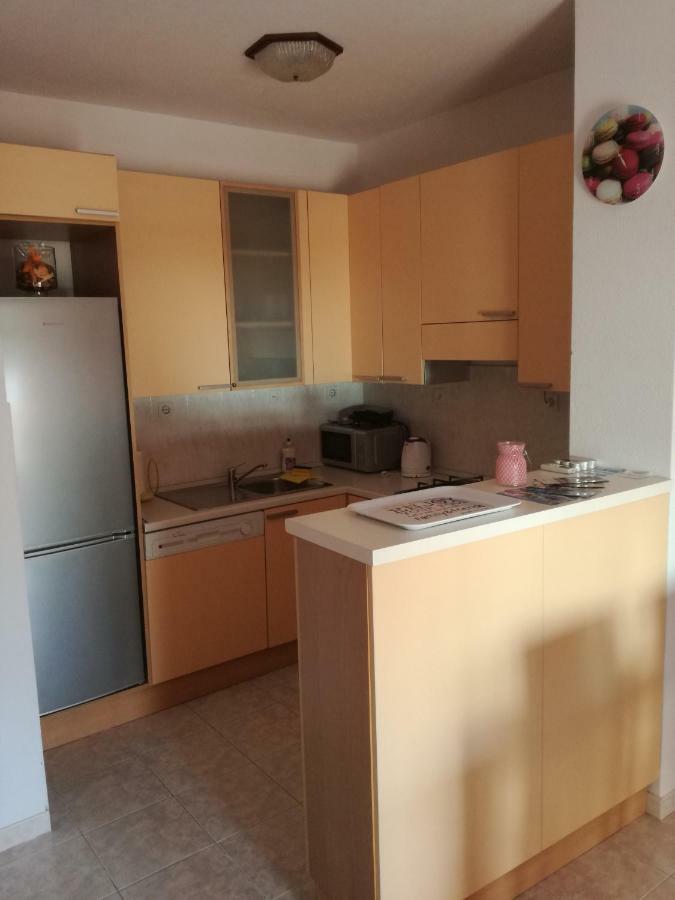 Lea Apartament *