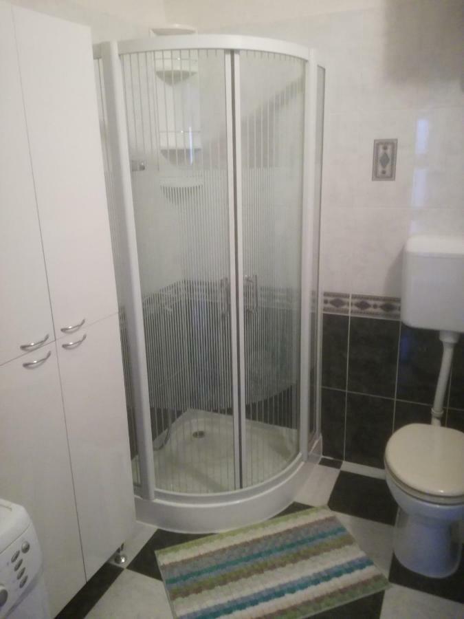 Apartament Lea *
