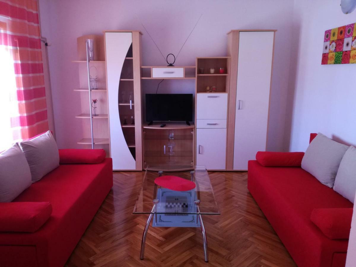 Lea Apartament *